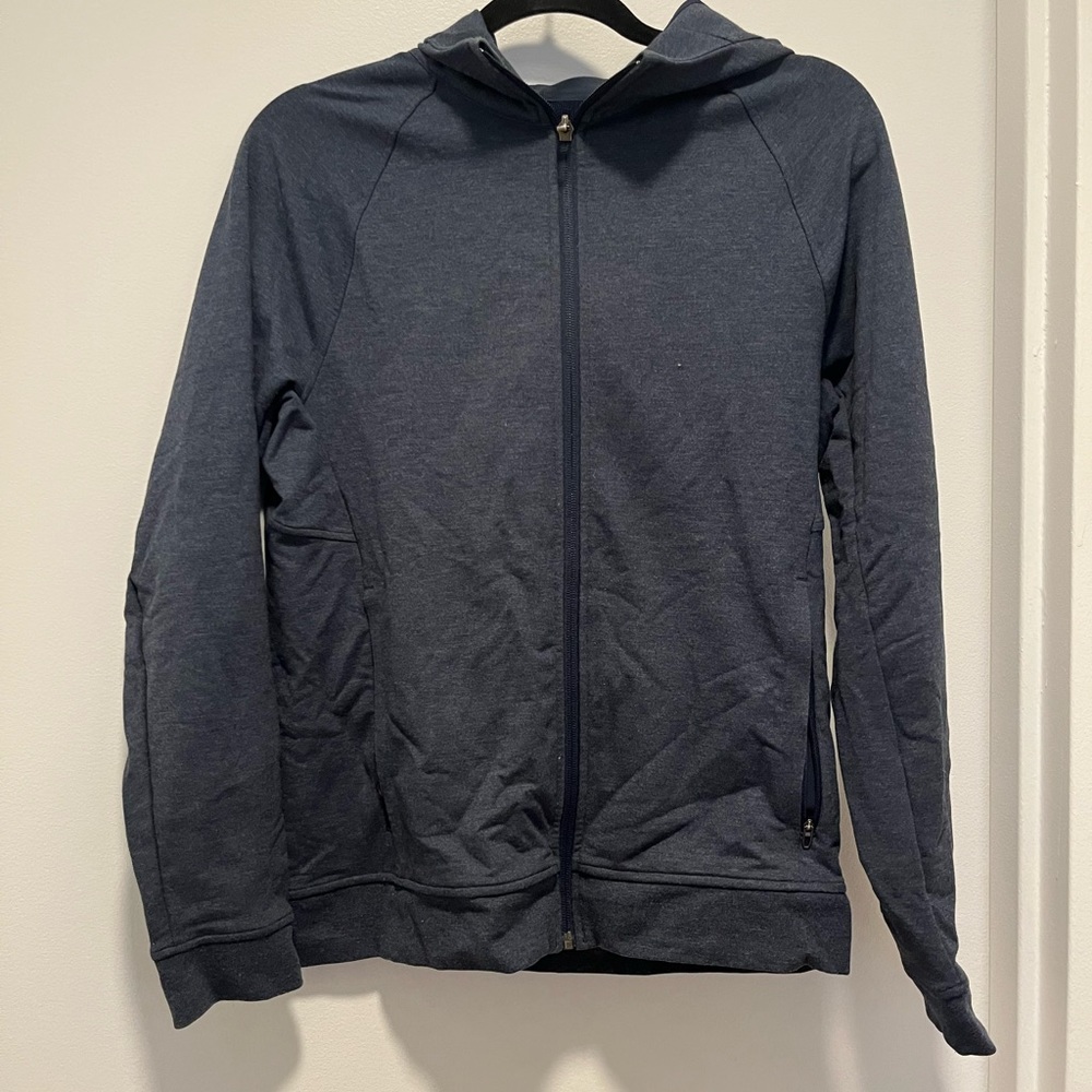 Lululemon navy sweater